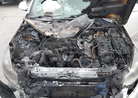 2013 Buick Regal Turbo - Premium 2 из США, поврежденный, VIN 2G4GT5GV3D9120516